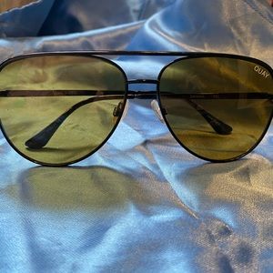 Quay sunglasses aviators